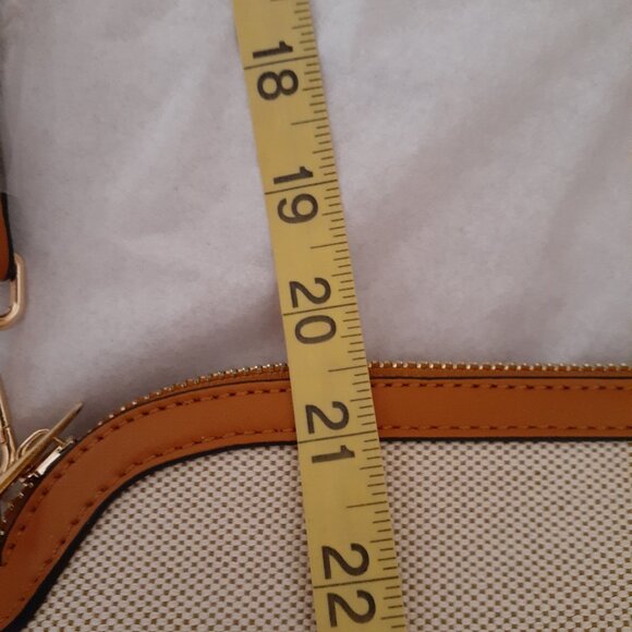 Jessica Moore Canvas Crossbody Bag NWT - Picture 15 of 15